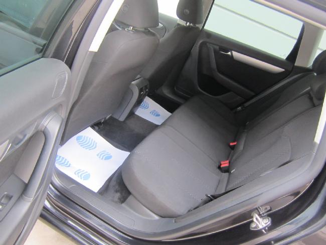 Imagen de Volkswagen PASSAT Variant TDI 105 Advance - Auzasa Automviles