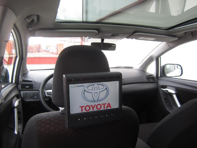 Imagen de Toyota VERSO 2.0D4D 126cv 7 PLAZAS + DVD + TECHO - Auzasa Automviles
