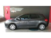 Toyota Auris 1.4 Vvt-i Luna