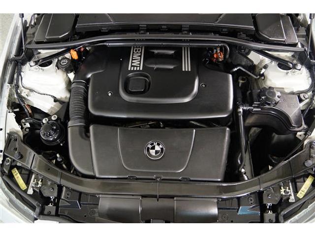 Imagen de BMW 320 D Aut Techo Solar Impecable (2557874) - Argelles Automviles