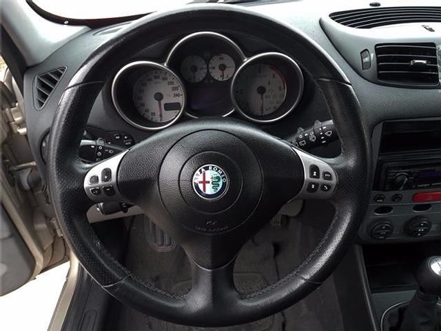 Imagen de Alfa Romeo 147 147 1.9 Jtd Distinctive (2565750) - CV Robledauto