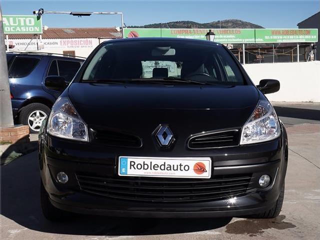Imagen de Renault Clio Clio 1.2 16v Authentique (2565787) - CV Robledauto