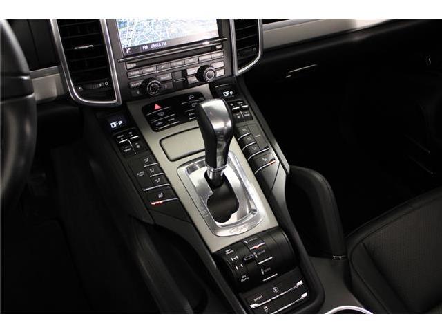 Imagen de Porsche Cayenne D Platinum Edition 245cv (2570480) - Argelles Automviles