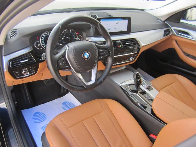 Imagen de BMW 520D AUT 190 -G-30 - RE-ESTRENO KM 0 (2633837) - Auzasa Automviles