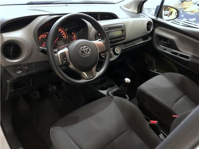 Imagen de Toyota Yaris (reservado)5p/1 Duea/libro Rev/ll/bluetooth (2576281) - AutoDiagonal