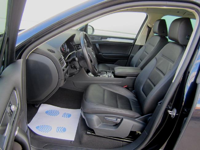 Imagen de Volkswagen TOUAREG Premium 3.0TDI V6 BlueMOTION Tiptronic 262 cv (2622351) - Auzasa Automviles