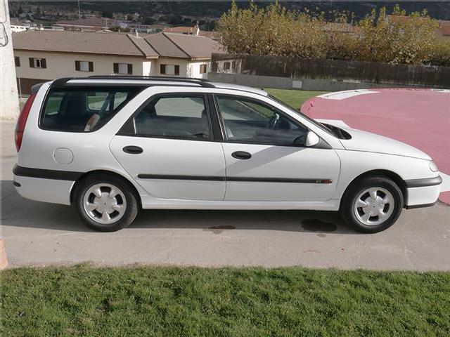 Imagen de Renault Laguna Familiar 1.8 Rt (2592936) - CV Robledauto