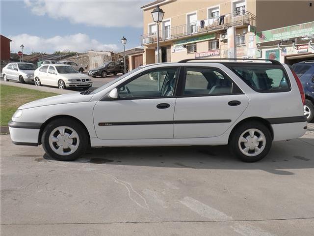 Imagen de Renault Laguna Familiar 1.8 Rt (2592940) - CV Robledauto