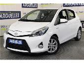 Toyota Yaris Hybrid Active Como Nuevo