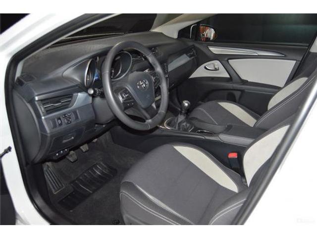 Imagen de Toyota Avensis 150d Advance (2621597) - Automotor Dursan