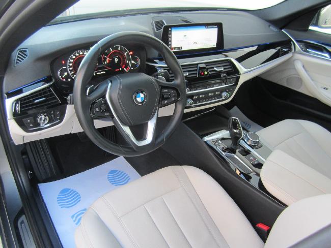 Imagen de BMW 520d AUT 190 G-30 - 2017 (2671852) - Auzasa Automviles