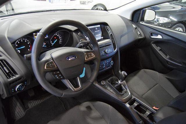 Imagen de Ford Focus 1.5 Ecoboost Auto-s&s Business 150 (2631368) - Automotor Dursan