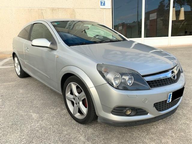 Imagen de Opel ASTRA GTC 1.7 CDTI SPORT (2638570) - VEHICULOS DE OCASION