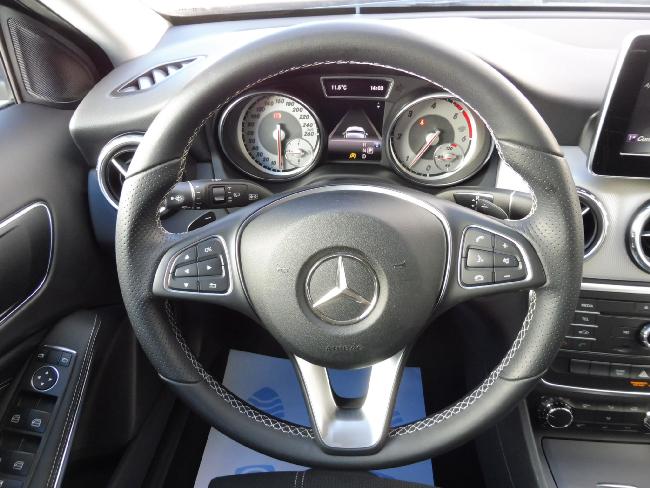 Imagen de Mercedes GLA 200CDI 135cv AUT 7G-TRONIC (2688069) - Auzasa Automviles