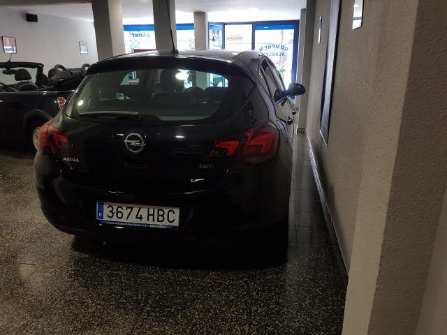 Imagen de Opel Astra 1.7cdti Enjoy (2649922) - Autombils Claret