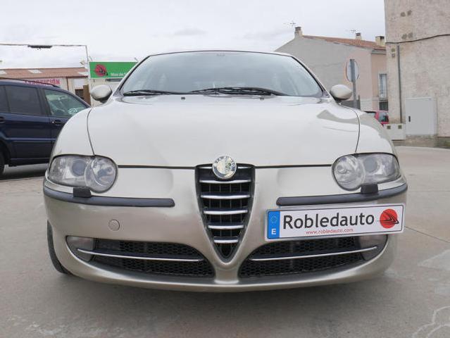 Imagen de Alfa Romeo 147 1.9 Jtd Distinctive (2660837) - CV Robledauto