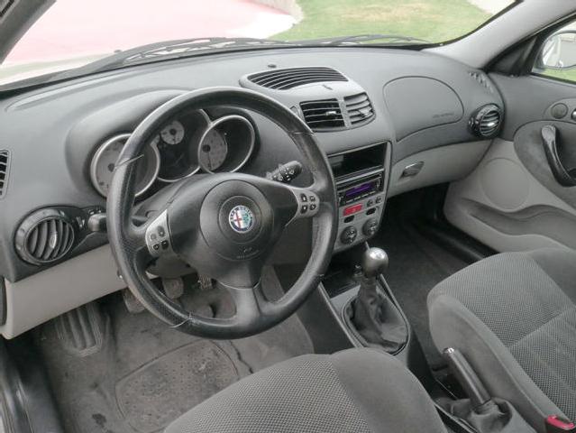 Imagen de Alfa Romeo 147 1.9 Jtd Distinctive (2660846) - CV Robledauto