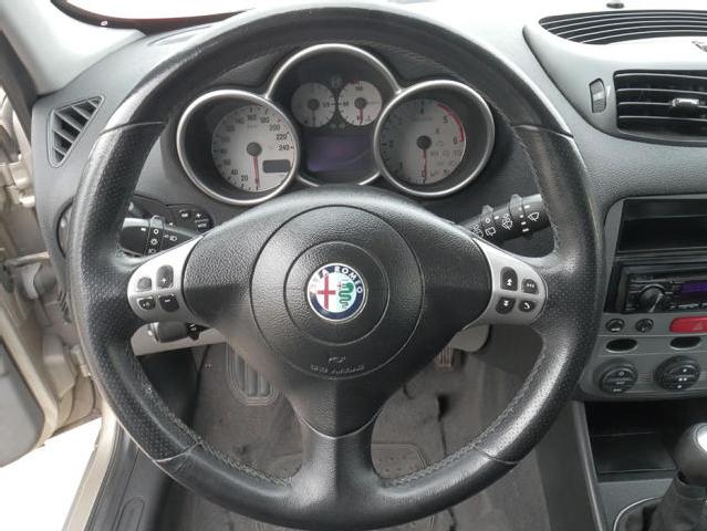 Imagen de Alfa Romeo 147 1.9 Jtd Distinctive (2660847) - CV Robledauto
