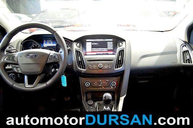 Imagen de Ford Focus 1.5 Ecoboost Auto-s&s Business 150 (2666892) - Automotor Dursan