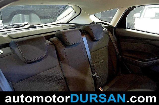 Imagen de Ford Focus 1.5 Ecoboost Auto-s&s Business 150 (2666899) - Automotor Dursan