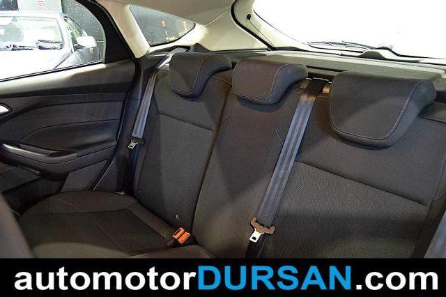 Imagen de Ford Focus 1.5 Ecoboost Auto-s&s Business 150 (2679670) - Automotor Dursan