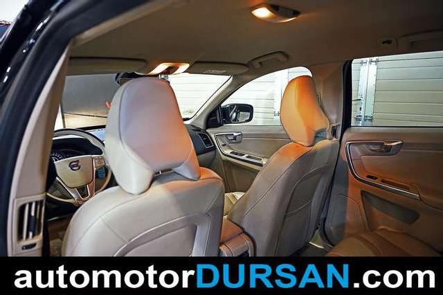 Imagen de Volvo Xc60 D4 Momentum Awd Aut. 190 (2714615) - Automotor Dursan