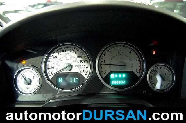 Imagen de Chrysler Grand Voyager Se 2.8 Crd Auto (2728604) - Automotor Dursan