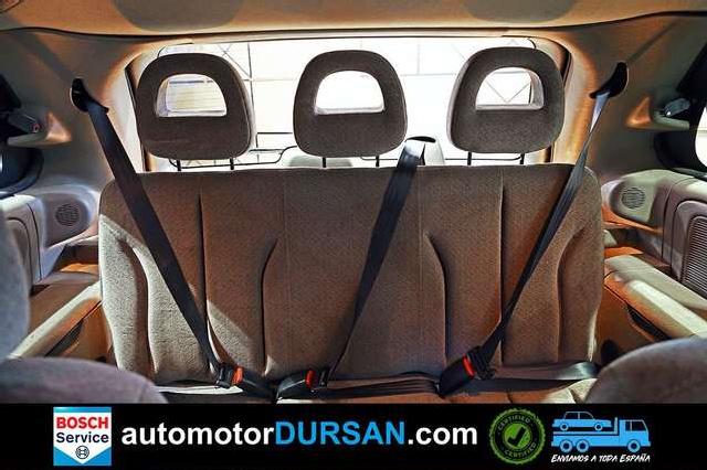 Imagen de Chrysler Voyager 2.5 Crd Se (2738795) - Automotor Dursan