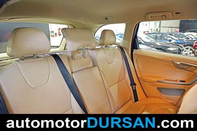 Imagen de Volvo Xc60 D4 Momentum Aut. 190 (2759065) - Automotor Dursan