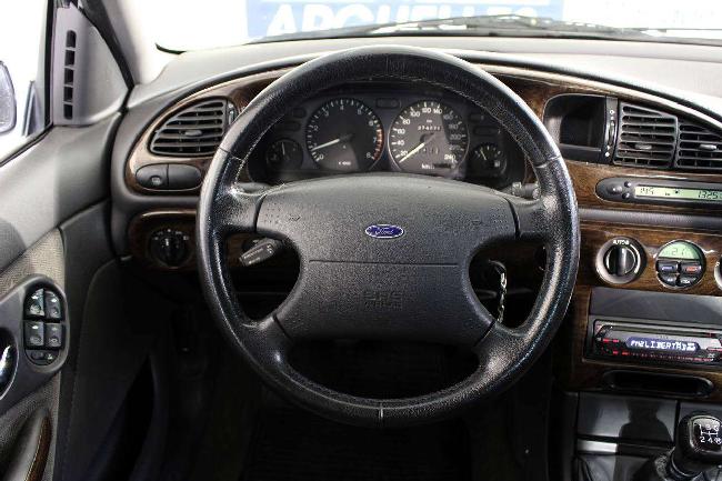 Imagen de Ford Mondeo 2.0i Ghia 131cv (2972377) - Argelles Automviles