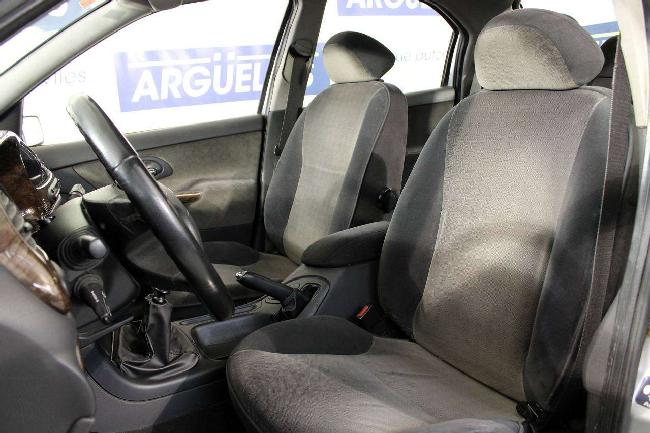 Imagen de Ford Mondeo 2.0i Ghia 131cv (2987134) - Argelles Automviles