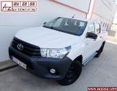 Toyota HILUX 2.4 D4D 150 cv 4x4 Cabina Doble + Bola + Estriberas