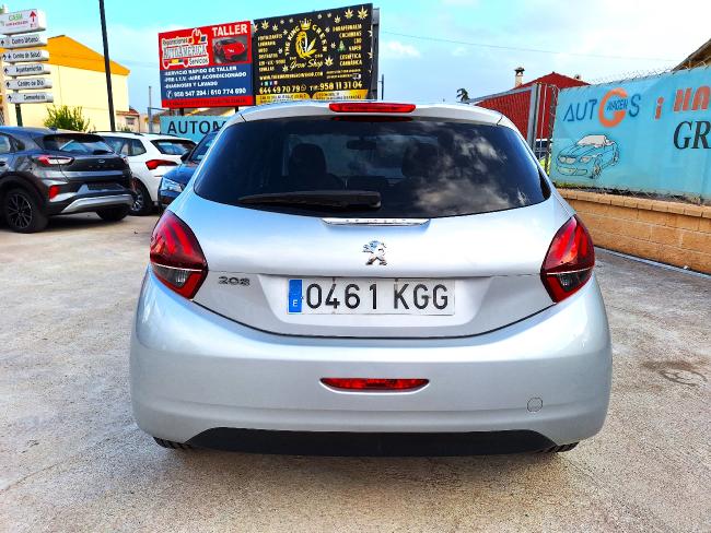 Imagen de Peugeot 208 HDI *MirrorLink*Android Auto* (3187053) - Granada Wagen