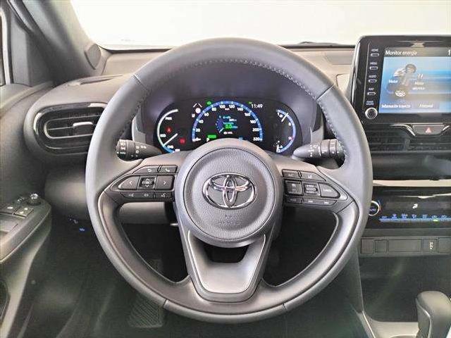 Imagen de Toyota Yaris Cross 120h Active Tech (3203708) - Kobe Motor