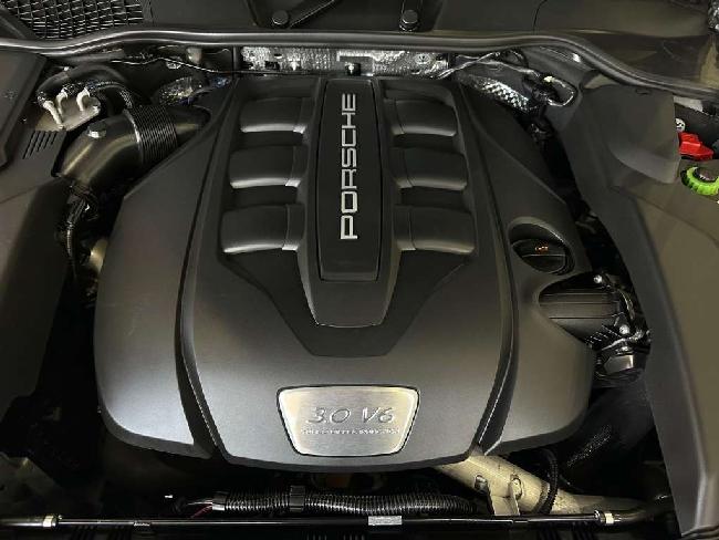Imagen de Porsche Cayenne Diesel 245 Aut. (3204126) - Box Sport