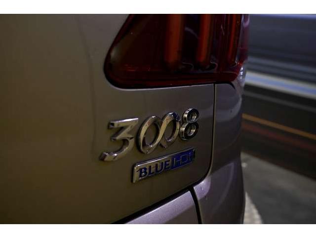 Imagen de Peugeot 3008 1.6 Bluehdi Style 120 (3233912) - Automotor Dursan