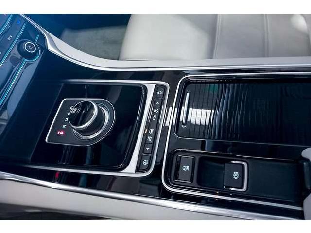Imagen de Jaguar Xe 2.0 I4 Pure Aut. 200 (3237663) - Automotor Dursan