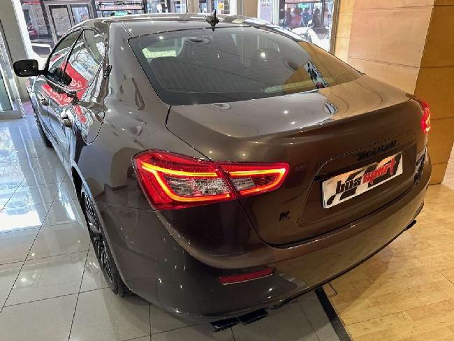 Imagen de Maserati Ghibli Diesel Aut. 275 (3243075) - Box Sport