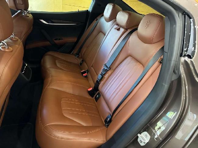 Imagen de Maserati Ghibli Diesel Aut. 275 (3243084) - Box Sport
