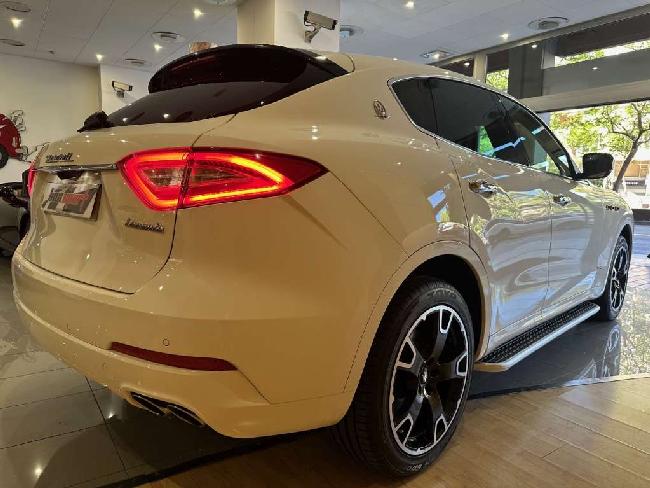 Imagen de Maserati Levante Diesel Gransport Aut. (3246017) - Box Sport