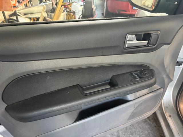 Imagen de Ford FOCUS FAMILIAR 1.8 TDCI 115CV (3261571) - VEHICULOS DE OCASION