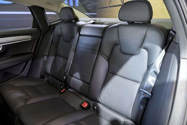 Imagen de Volvo S90 2.0 T8 Twin Awd Momentum Auto (3263253) - Automotor Dursan