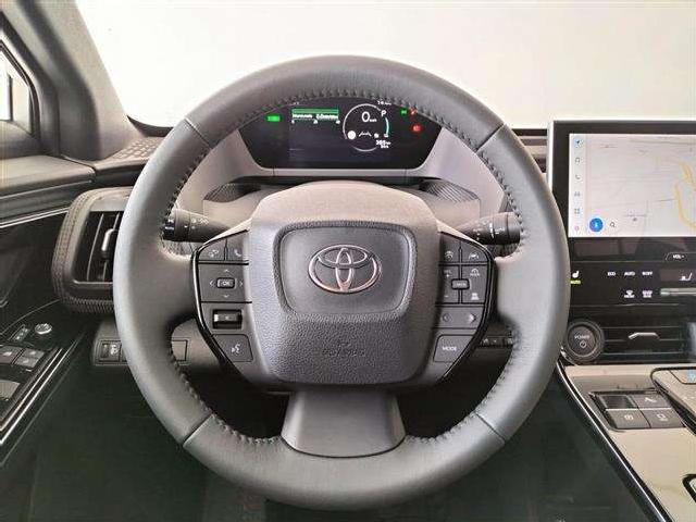 Imagen de Toyota Bz4x 200e 4x2 Advance (3267573) - Kobe Motor