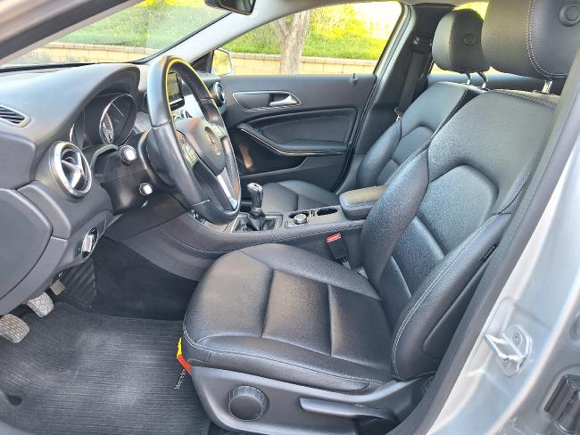 Imagen de Mercedes GLA 200 CDI *GPS*Piel*LED* (3280209) - Granada Wagen