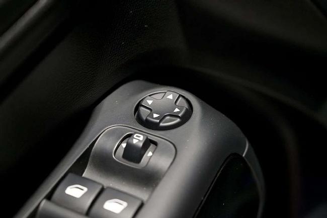 Imagen de Citroen C5 Aircross Puretech Su0026s Feel 130 (3271863) - Automotor Dursan