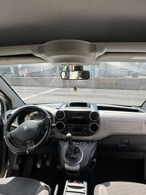 Imagen de Peugeot PARTNER OUTDOOR 1.6 HDI 110 (3284099) - VEHICULOS DE OCASION