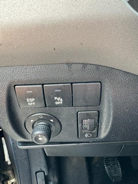 Imagen de Peugeot PARTNER OUTDOOR 1.6 HDI 110 (3284104) - VEHICULOS DE OCASION