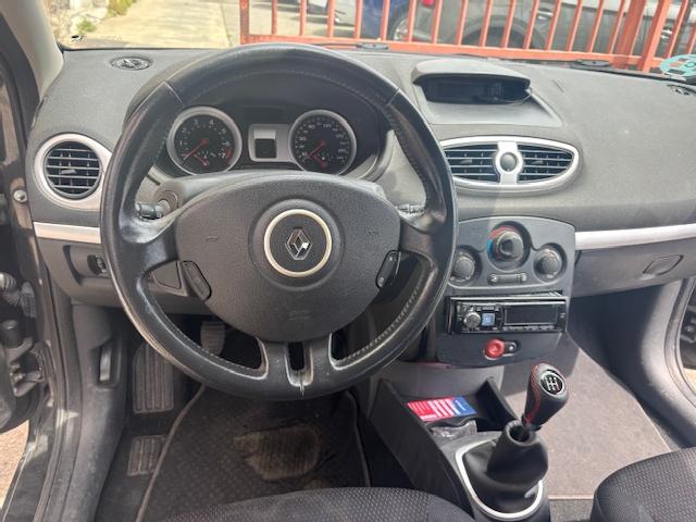 Imagen de Renault CLIO 1.4 i 3 PUERTAS ETIQUETA C (3277020) - VEHICULOS DE OCASION