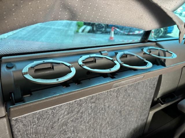 Imagen de Volkswagen MULTIVAN WESTFALIA 2.5 TDI 102 CAMPER VIVIENDA (3282796) - VEHICULOS DE OCASION