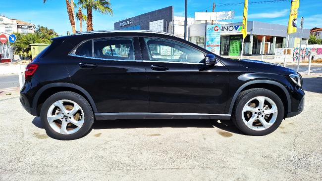 Imagen de Mercedes GLA 180 *GPS*Piel*LED* (3283161) - Granada Wagen